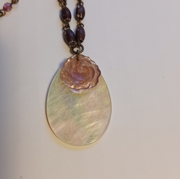 Vintage Mother-of-Pearl teardrop pendant on beaded chain, stamped, Anne Klein - Picture 5 of 8